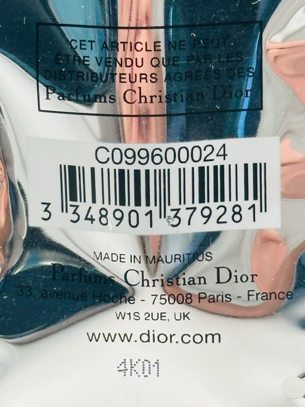 Dior Backstage Eyeliner Brush No 24 - Picture 4 of 4